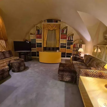 Domus Aurea Apartamento